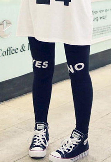 Womens celebrity yes or no printed legging Snazzyway